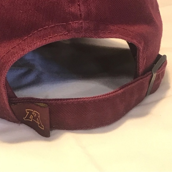 T.E.I. University of Minnesota Golden Gopher Adjustable Ball Cap - Picture 10 of 15